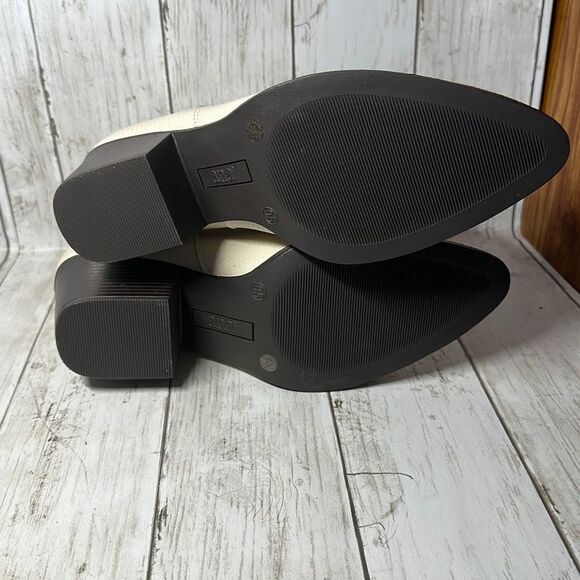 Ana Women’s Delco Cream Anaconda Block Heel Ankle Booties size 9.5 New - Picture 6 of 6